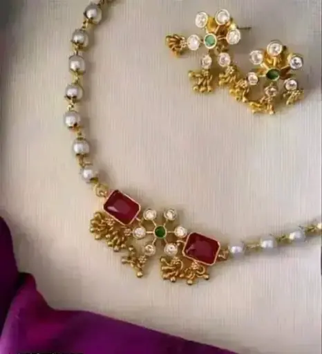 [458728383] Women's Elegant Jwellery Set  